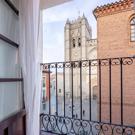 Con Parking- Altior - Catedral Homes Авила